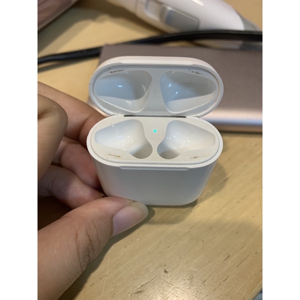 Air pods 2  二代充電盒 充電倉 無耳機