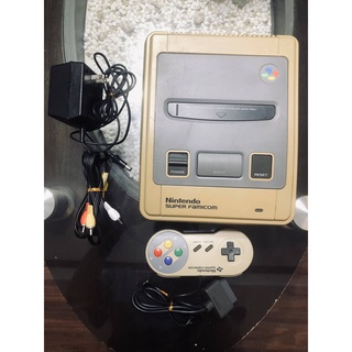 土城可面交出清價二手日版超級任天堂主機套組超級任天堂 SFC 超任Super Famicom，含手把喔！功能正常