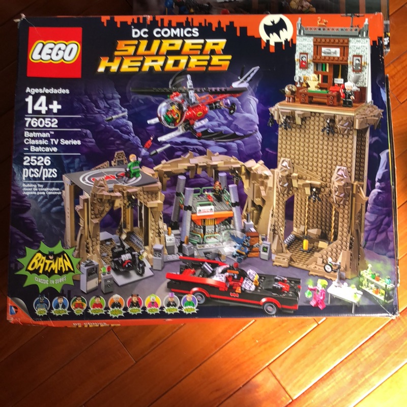 LEGO 76052