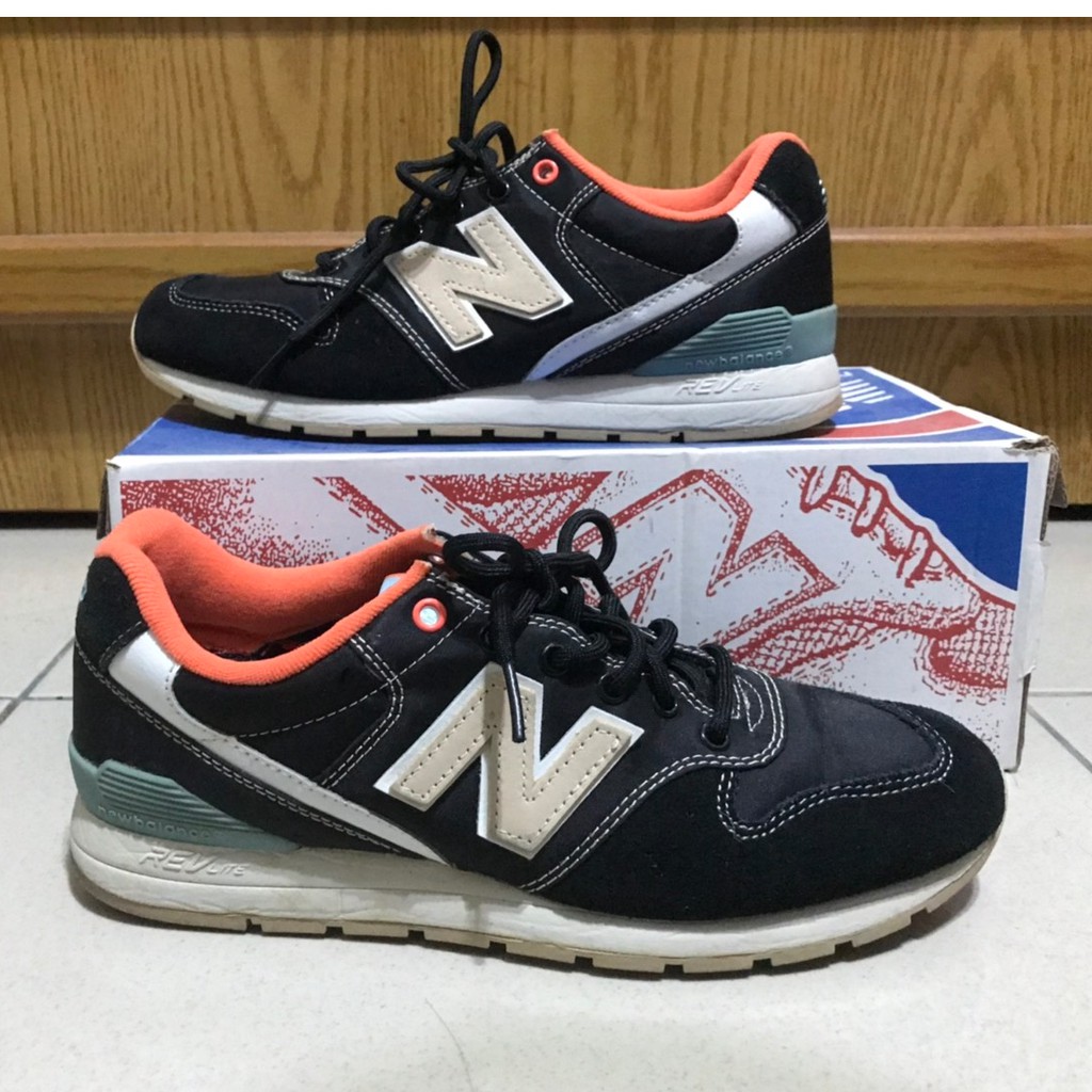 &lt;二手&gt; NEW BALANCE MRL996GG 復古慢跑鞋 黑麂皮