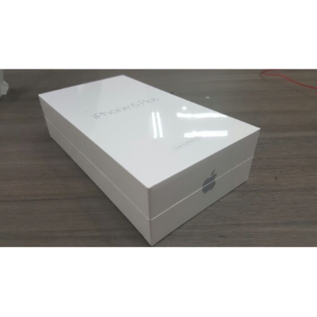 全新未拆 iPhone 6 Plus 64G 銀白色 自取或貨到付款