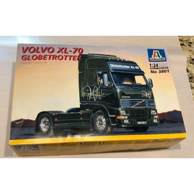 【傑作坊】最後一盒 Italeri 1/24 Volvo Fh12 Globetrotter Xl-70(3801)