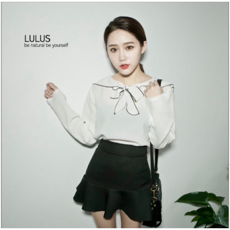 轉賣Lulus 韓製-荷葉下襬鬆緊短裙 魚尾裙