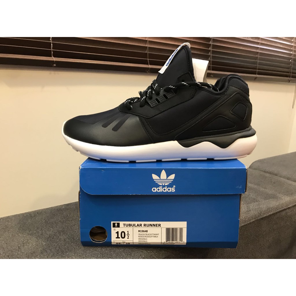 【胖胖】Adidas Tubular Runner Y3 平民版 慢跑鞋 藍標 雙色鞋帶 黑色 M19648