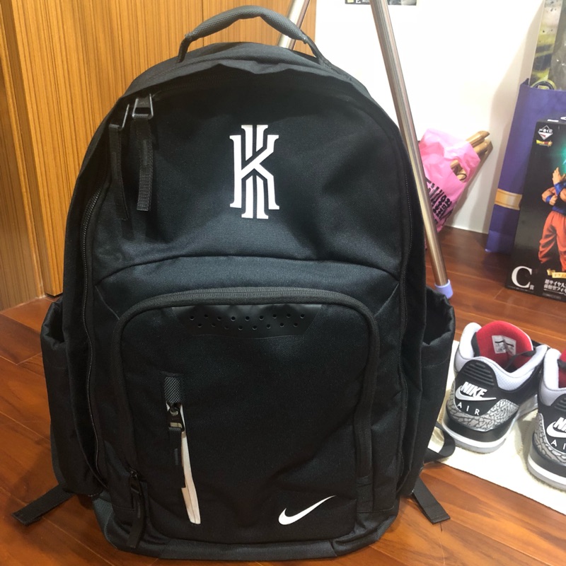 二手 Nike Kyrie Irving 後背包 黑白