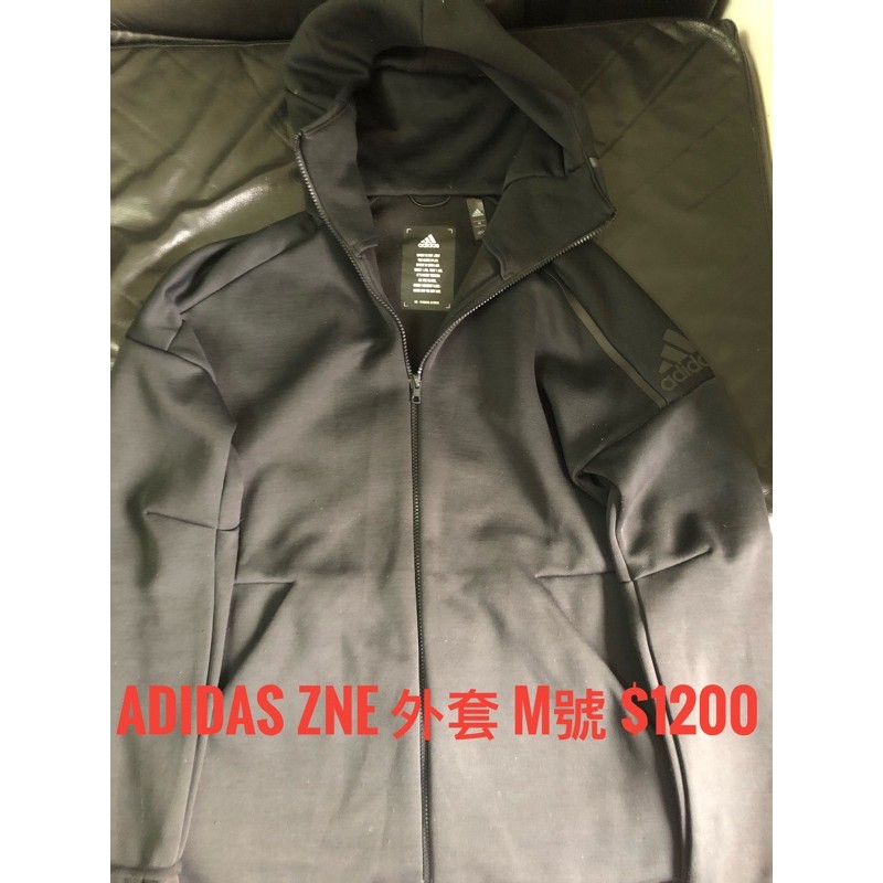 adidas zne 外套 M號 降價賣