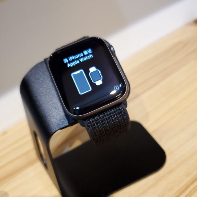 (已售出)Apple watch s4 GPS44MM NIKE版本