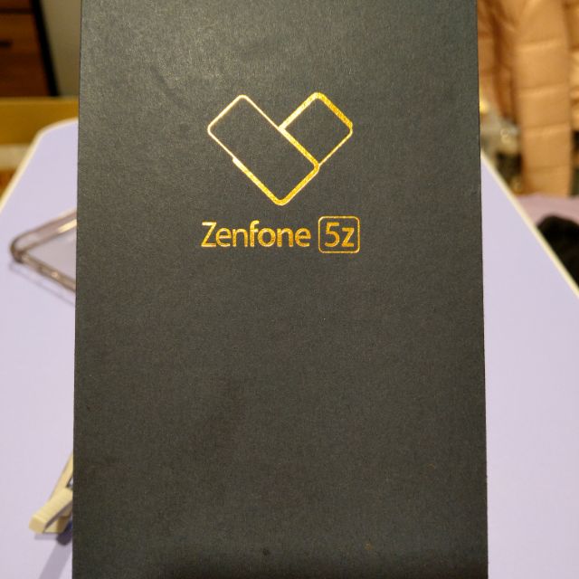 華碩Asus Zenefone 5Z 6G/64G