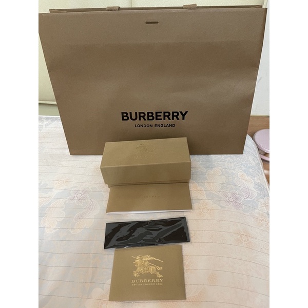 Burberry紙袋盒子