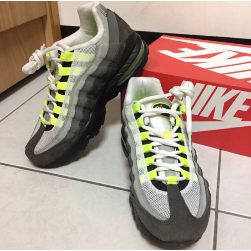 Nike Air Max 95 (GS) 灰 螢光 復古 氣墊 二手良品 307565 077