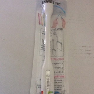 《德寶齋當舖》全新未拆封 白色 LED USB Light 小米燈 電腦 筆電 行動電源均適用