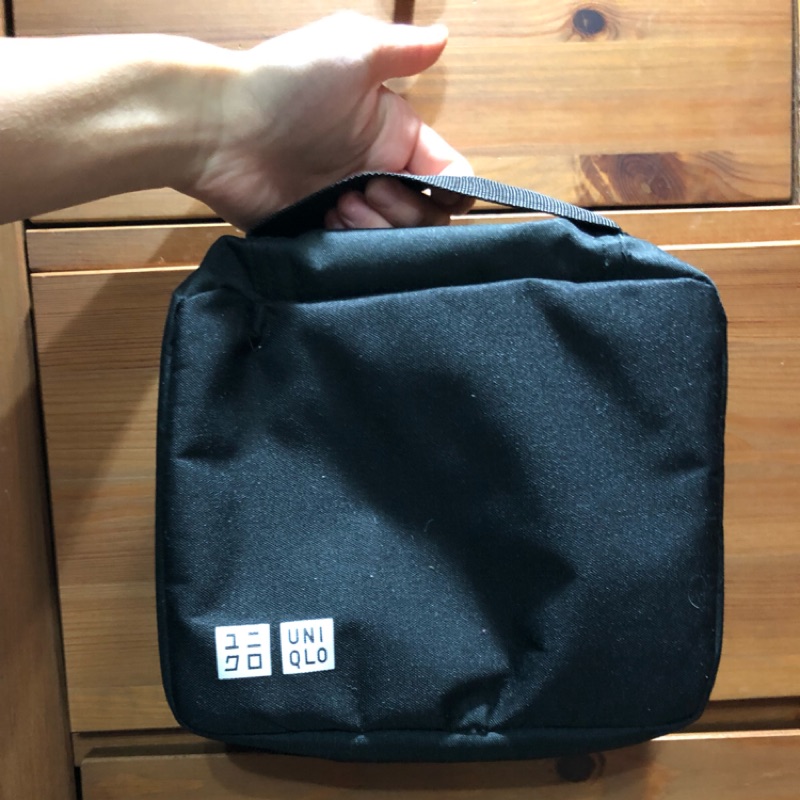 ［全新］Uniqlo黑色盥洗包
