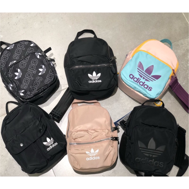 Linda 代購adidas 迷你三葉草小背包防潑水布後背包側背包dv0212黑dv0213粉 蝦皮購物