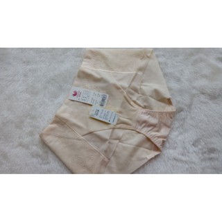 ＊JOLINNA~SHOP＊82620E0華歌爾 BABY HIP~香檳金色三角無痕提臀修飾束褲~M號~直購590元~
