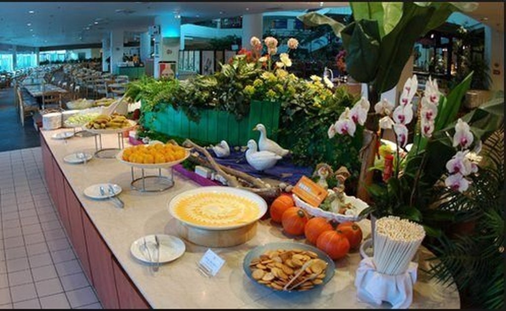 Qq小站 墾丁 福華大飯店麗香苑 晚餐券 自助式餐券 寒暑假皆可使用 週六日加100 蝦皮購物