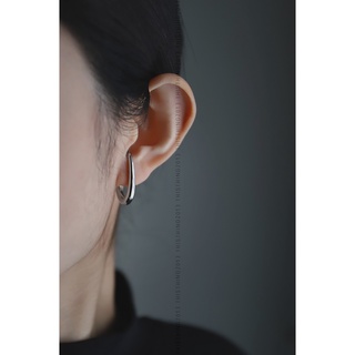 這件飾:: 全現貨賣場 - 鋼針『穿耳弧（金/銀）』 耳環 設計款  飾品