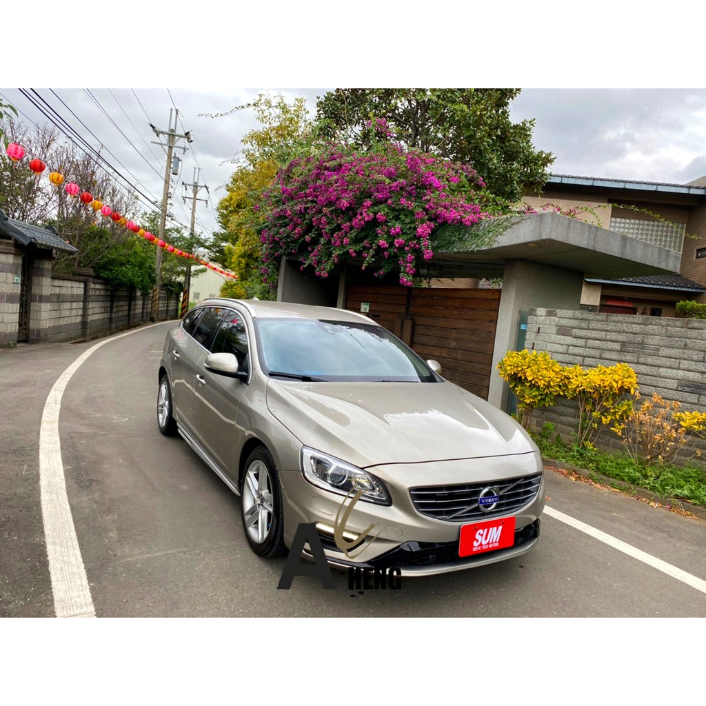 【FB搜尋桃園阿承】富豪 超人氣V60柴油 2013年 2.0CC 香檳金 二手車 中古車