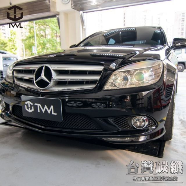 TWL 台灣碳纖 全新 BENZ 賓士 08 09 10年 W204 C300 C350 美規 AMG 霧燈網乘客邊