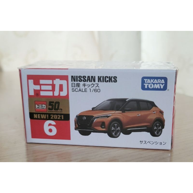 TOMICA 6 NISSAN KICKS