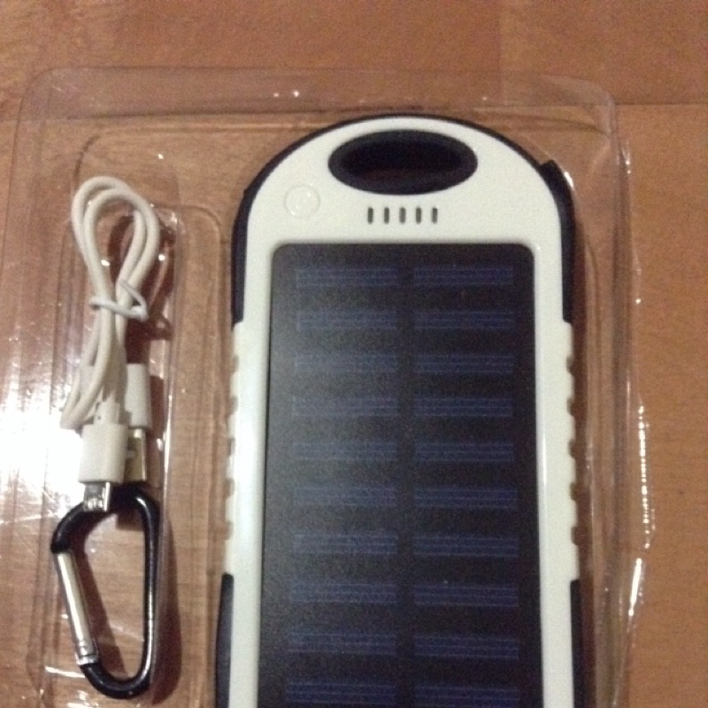 太陽能充電寶，行動電源+LED(8000mAh)