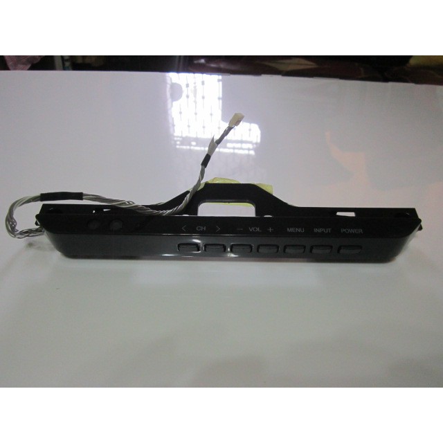 SAKAISIO 液晶電視~50吋~型號XT-50IP800**遙控接收+按鍵控制板** &lt;拆機良品&gt;