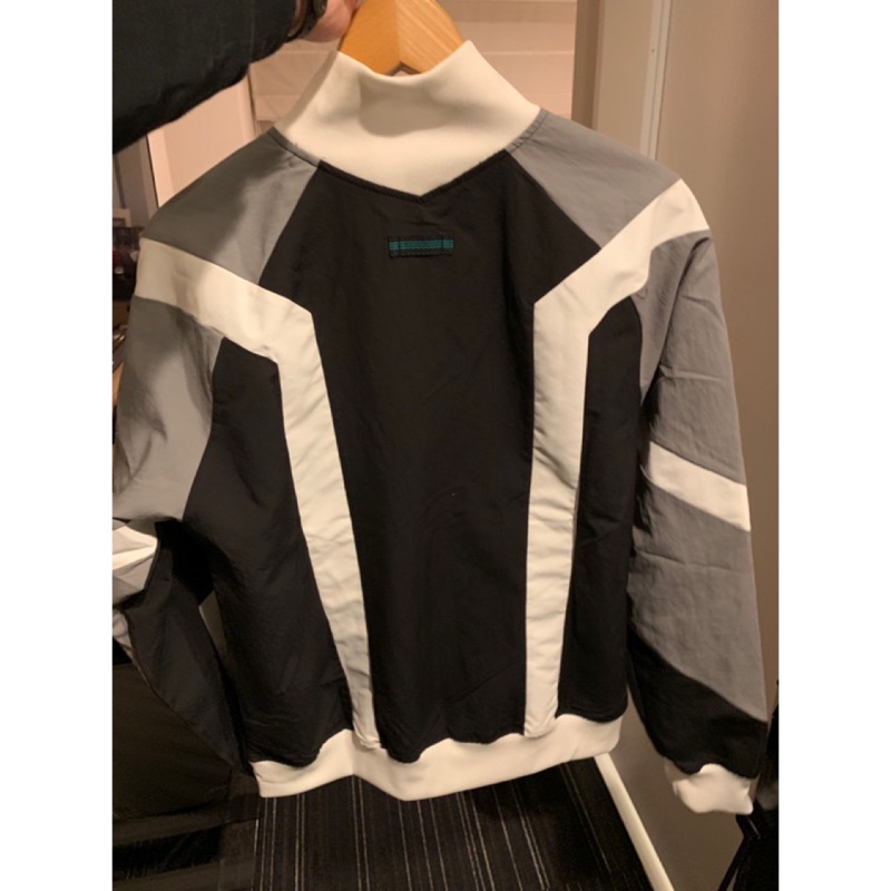 adidas eqt wind jacket