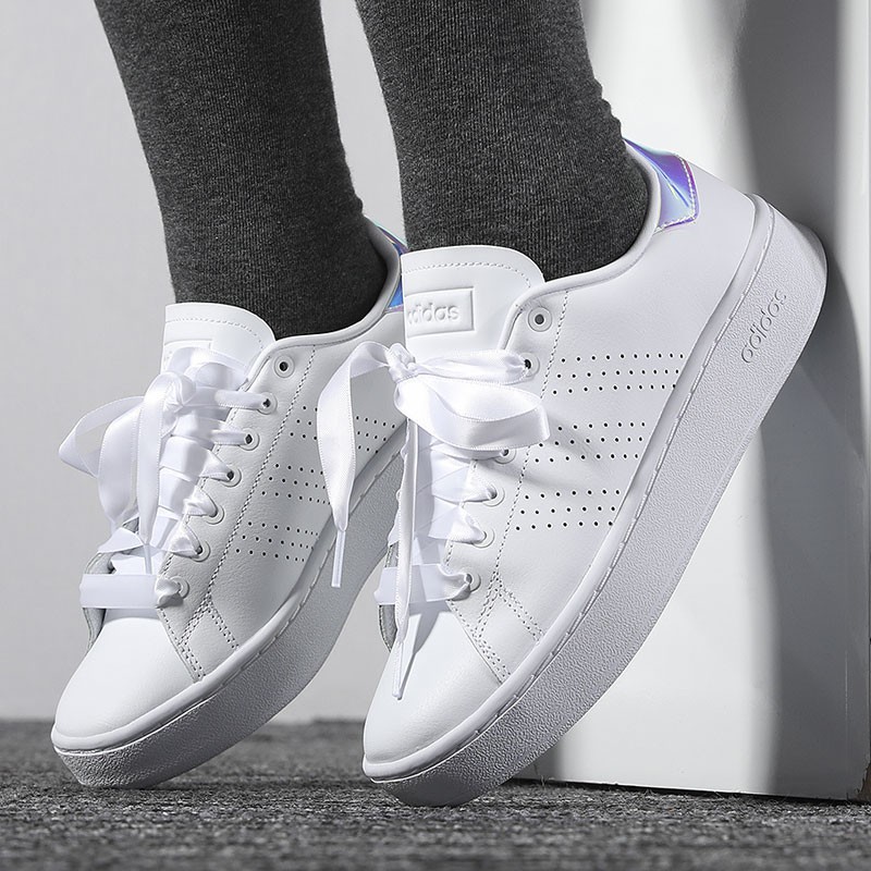 adidas advantage bold