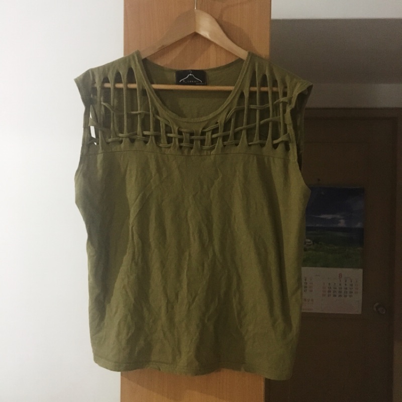 Cozyfee 正韓軍綠色編織設計無袖背心