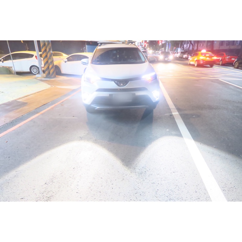 台灣製造 專車專用型霧燈魚眼 TOYOTA RAV4專用 LED/HID 亮度超越大燈