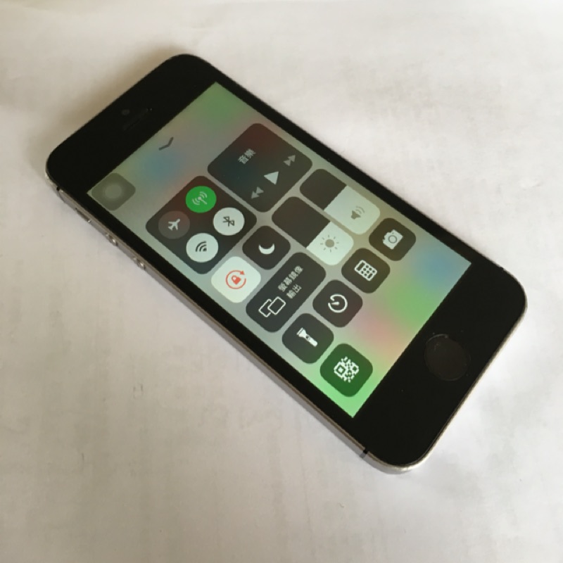 iPhone SE 16G 灰