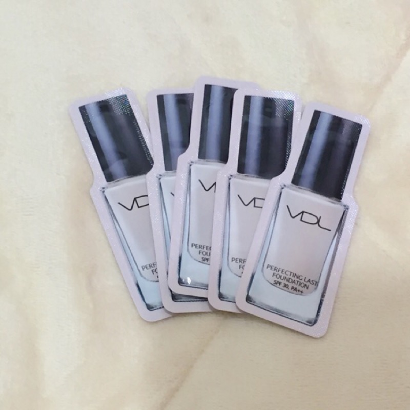 VDL PERFECTING LAST FOUNDATION 立體璀璨持妝粉底液 Spf 30 PA++