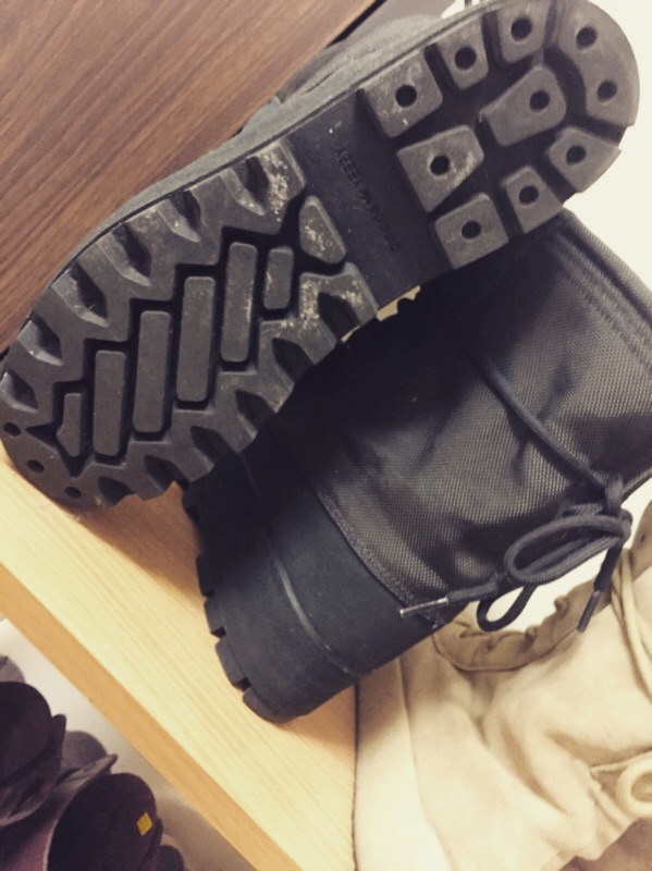 （二手）極新Yeezy Boost 950 US10 鞋墊全新 絕非假貨 Adidas 黑