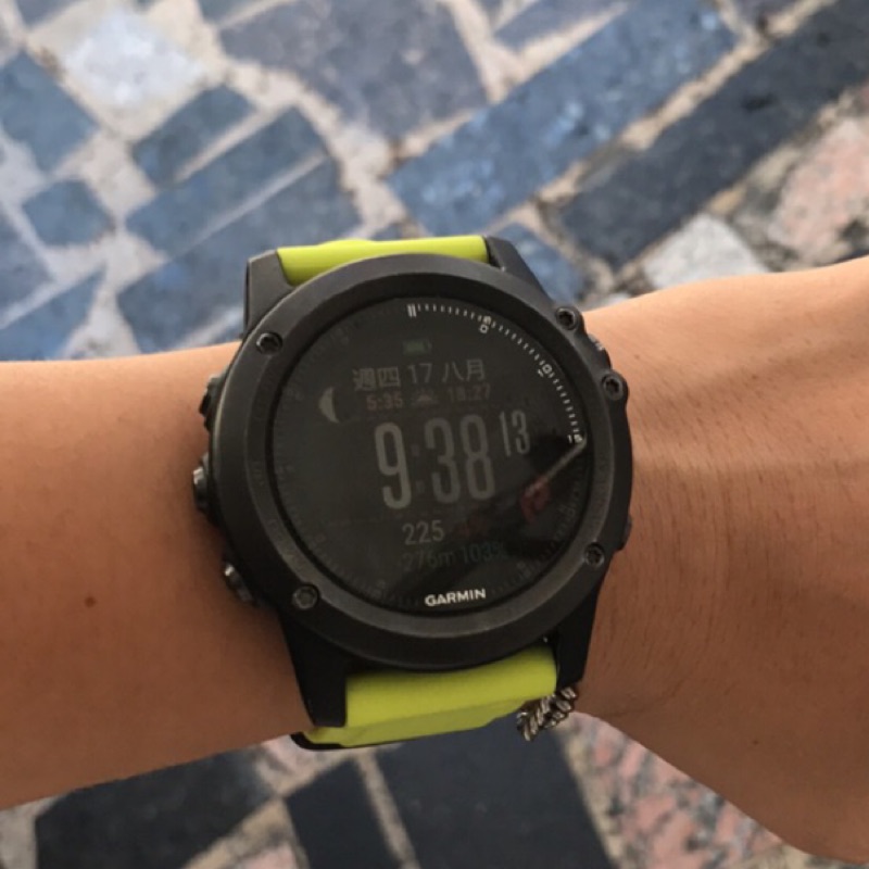 GARMIN fenix 3hr 二手轉售 剛換綠色新錶帶