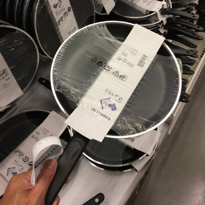 超級IKEA代購熱賣商品-超熱賣的--28公分平底煎鍋--過年換新鍋/炒鍋/平底鍋/野炊用具/餐廚/廚具/料理用具