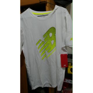 New balance t-shirt