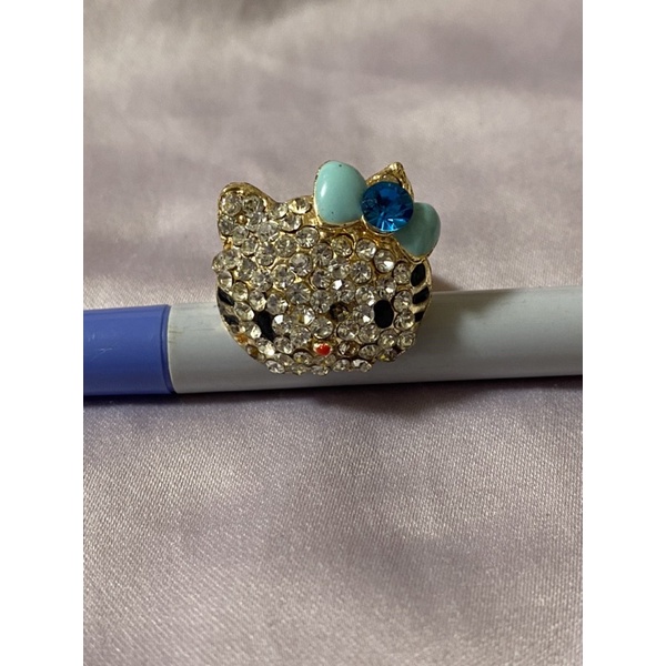 戒指 Hello Kitty 凱蒂貓 三麗鷗 蝴蝶結 藍色 銀色 金色 寶石 鑽 現貨 二手 飾品 可愛出清 斷捨離裝飾