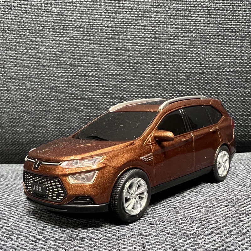 LUXGEN 納智捷 URX 1:43模型車 迴力車