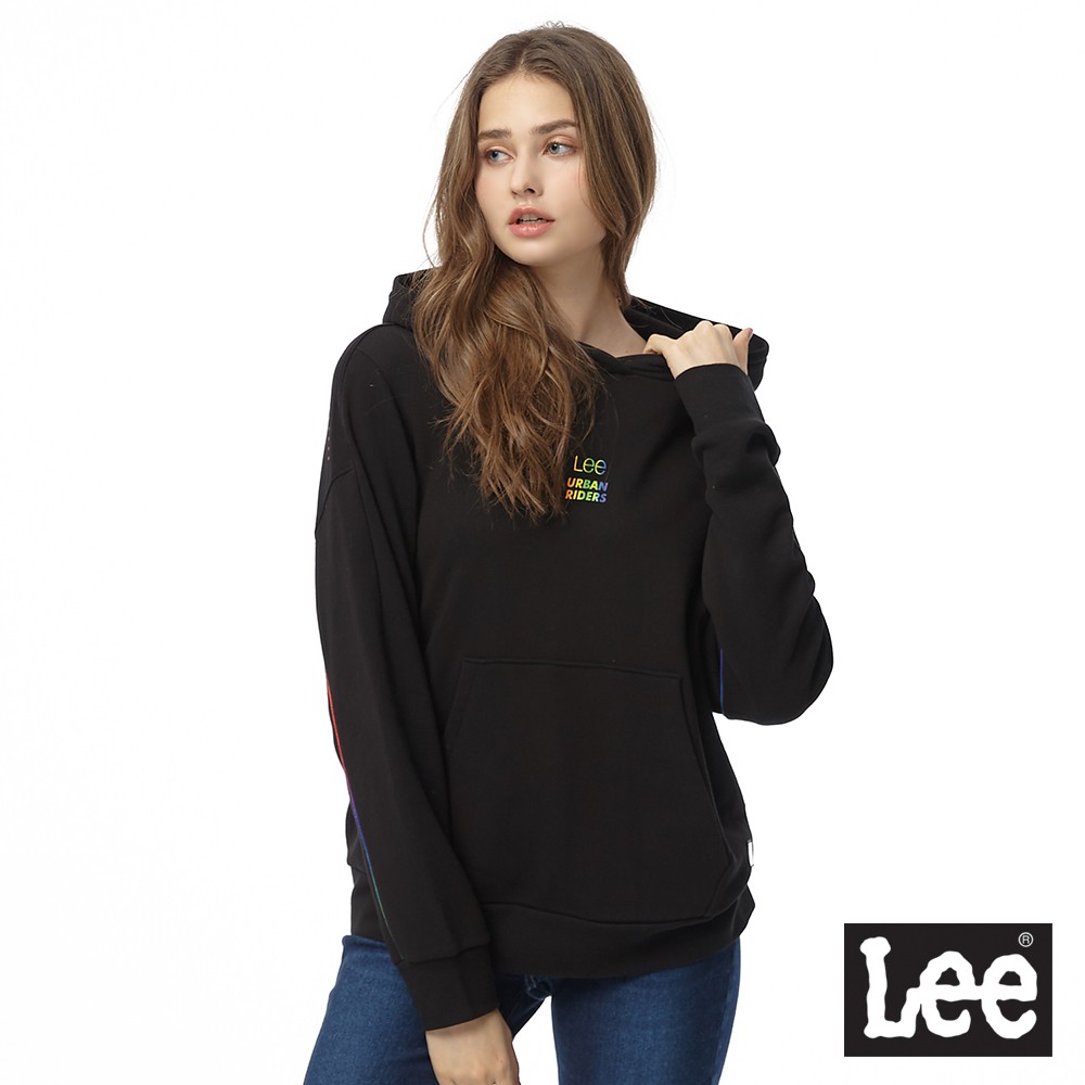 Lee 彩色文字特殊肩線長袖連帽T恤 帽T 女 黑 Urban Riders LL190318K11