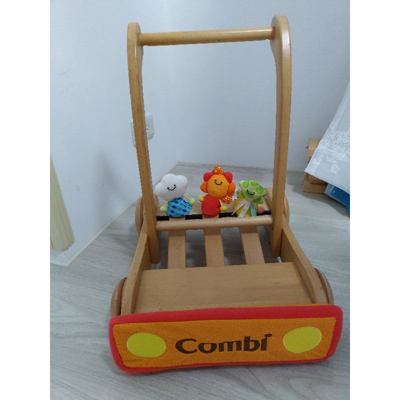 combi木製嬰兒學步車