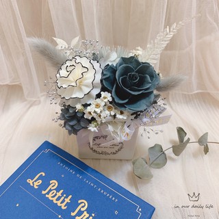 ✅下單免運✅ ♡生活裡的小美好 浪漫桌花♡《捧花 情人節花束 畢業花束 生日花束 永生花玻璃罩 永生花音樂盒》