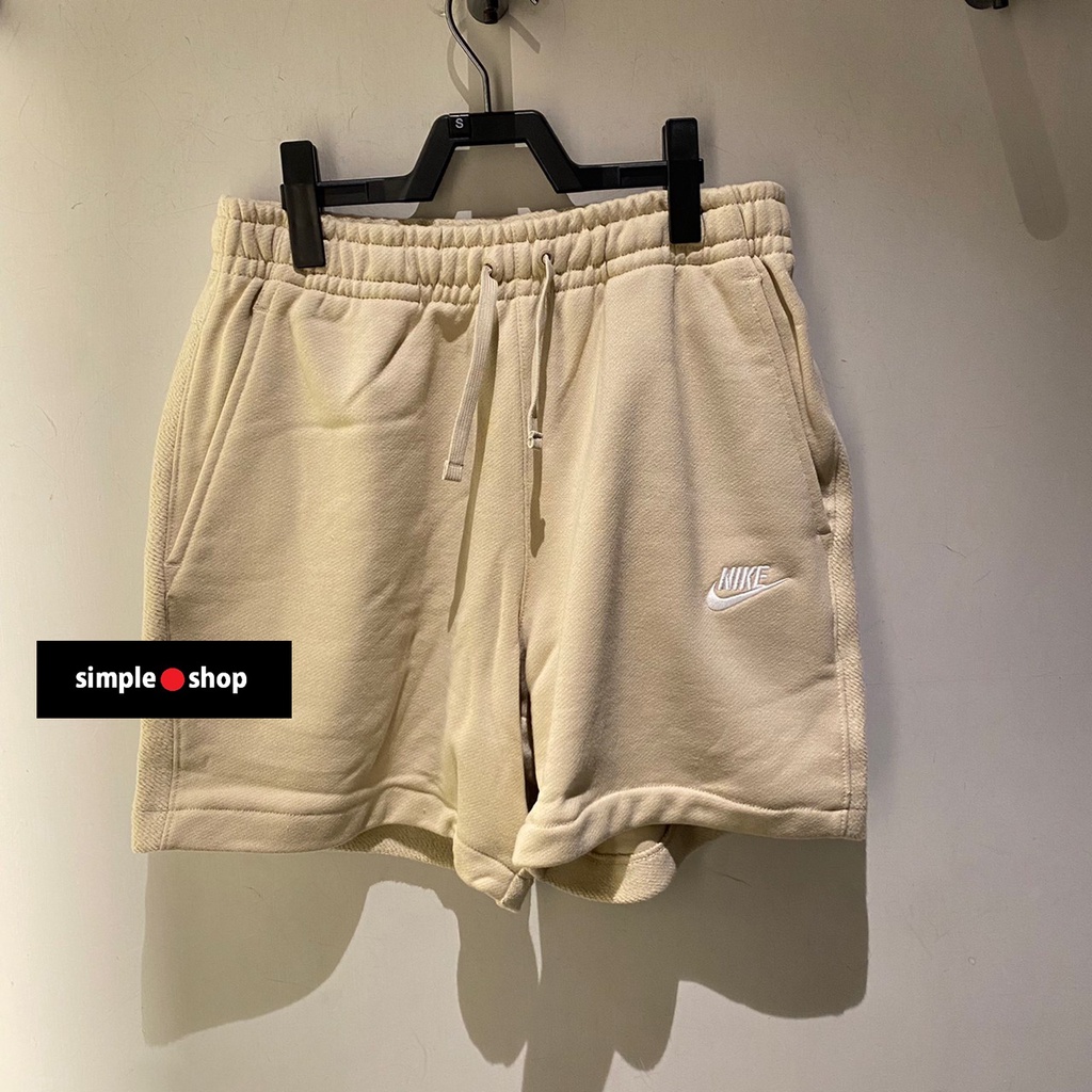 【Simple Shop】NIKE Club 短棉褲 運動短褲 棉褲  五分 短褲 米色 奶茶色 DQ4596-206