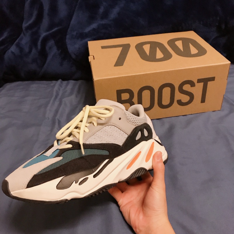 ADIDAS yeezy 700 OG