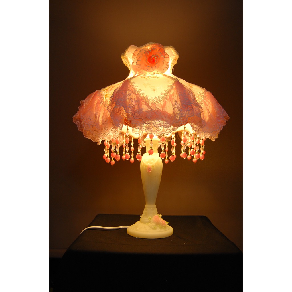 粉紅色蕾絲檯燈 浪漫枱燈 桌上型抬燈 床頭燈
