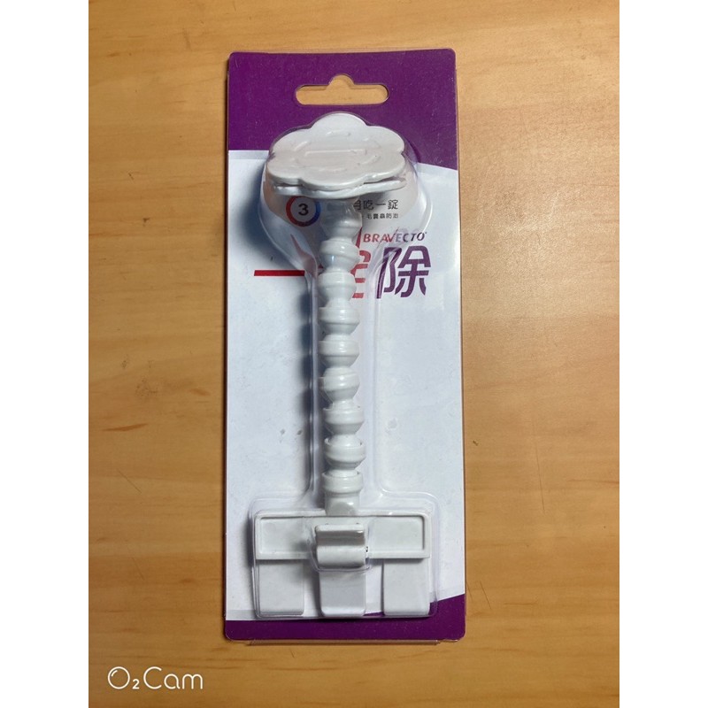 毛小孩口服除蟲藥推薦 一錠除 一次解決跳蚤 五種以上壁蝨和毛囊蟲困擾 保護毛小孩與全家人的超讚幫手 阿醜的吃喝玩樂