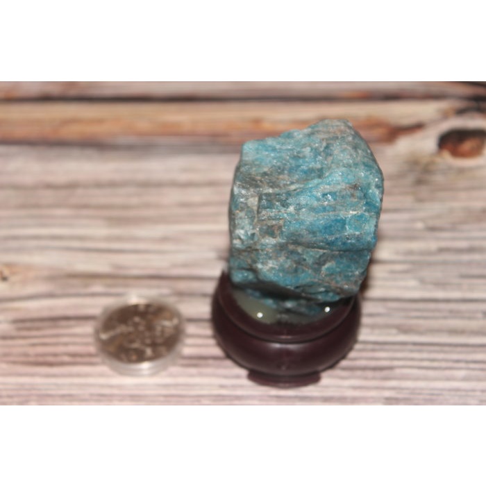 天然藍磷灰石原礦.晶體閃爍漂亮.(居家.辦公室桌可愛擺件)