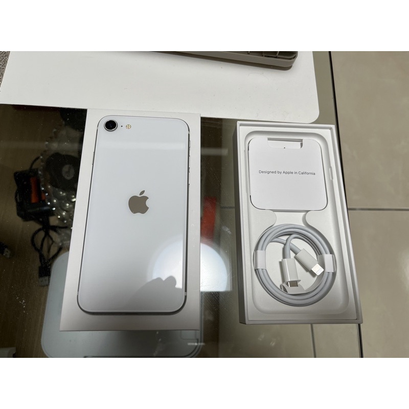 iPhone se 2020 白色 256G 二手