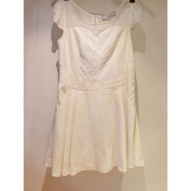 Abula 全新轉賣 乳白色氣質小洋裝 吊牌未拆 購入價$2980