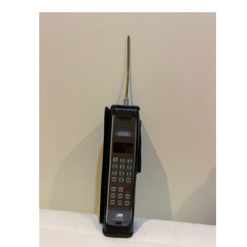 摩托羅拉黑金剛手機 Ultra Classic by Motorola古董珍藏