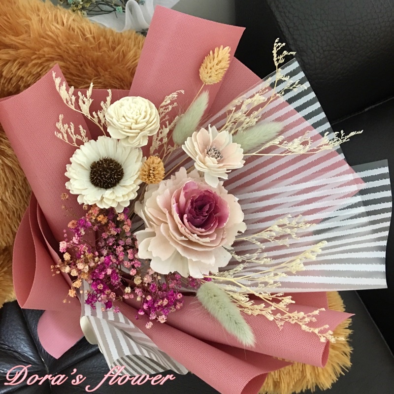 求婚花束 生日花束 波斯玫瑰 告白花束 擴香花 索拉花 不凋花 蝦皮購物