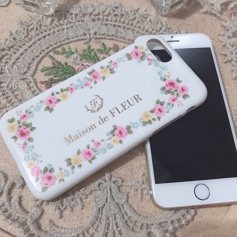 i6手機殼📱 Maison de FLEUR（白底碎花軟殼）